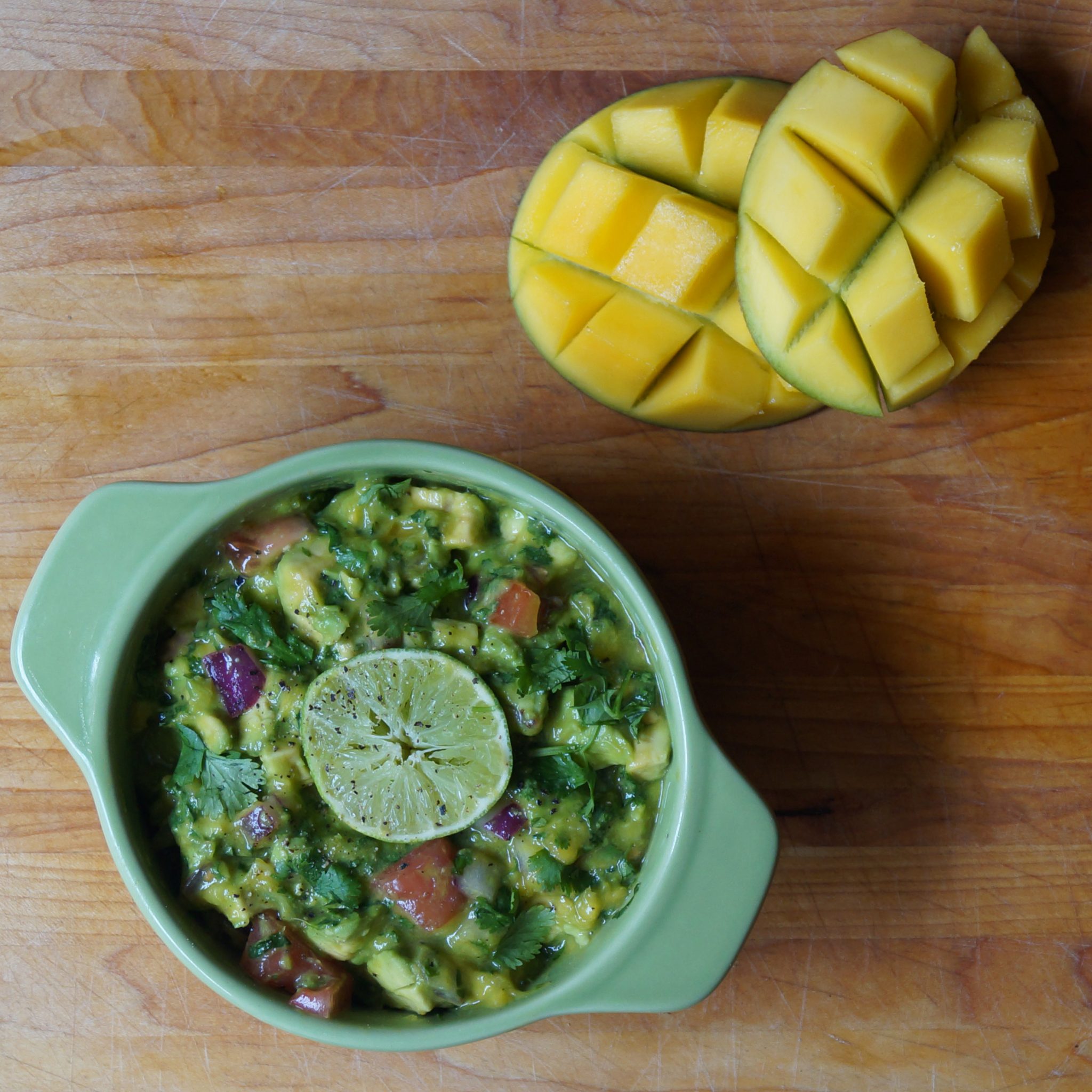 whole30 mango guacamole